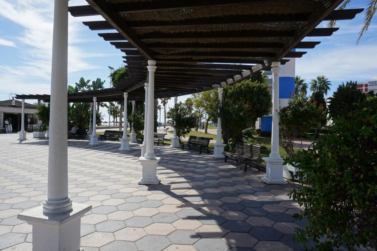 Estudio Estrella Del Mar Apartment Torre Del Mar Exterior photo